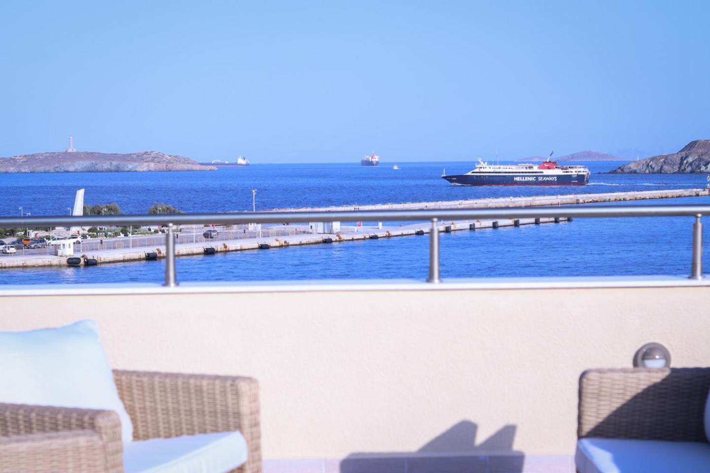 Emilia Suites Ermoupoli Dış mekan fotoğraf