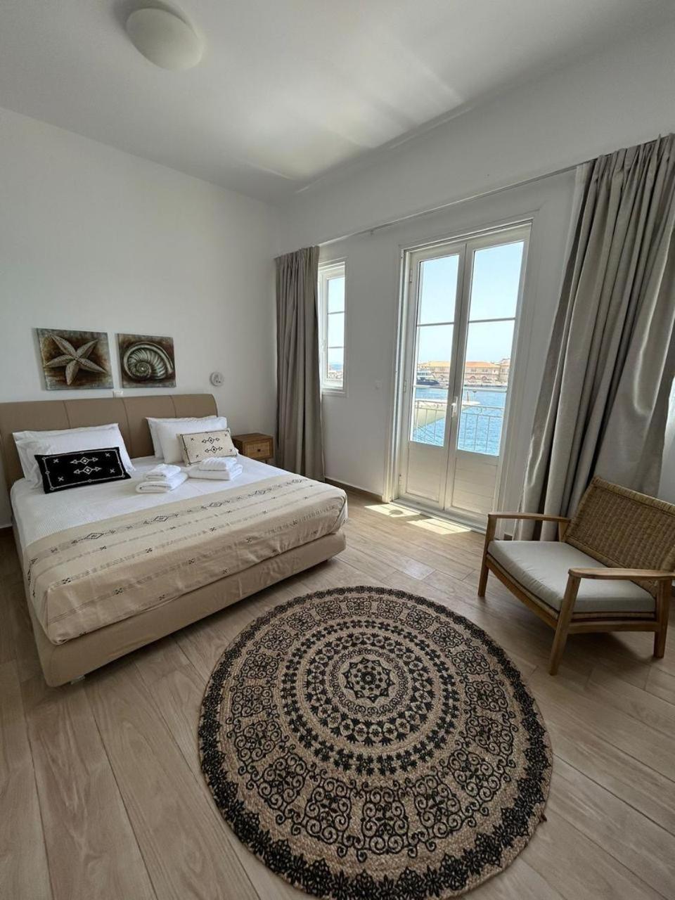 Emilia Suites Ermoupoli Dış mekan fotoğraf